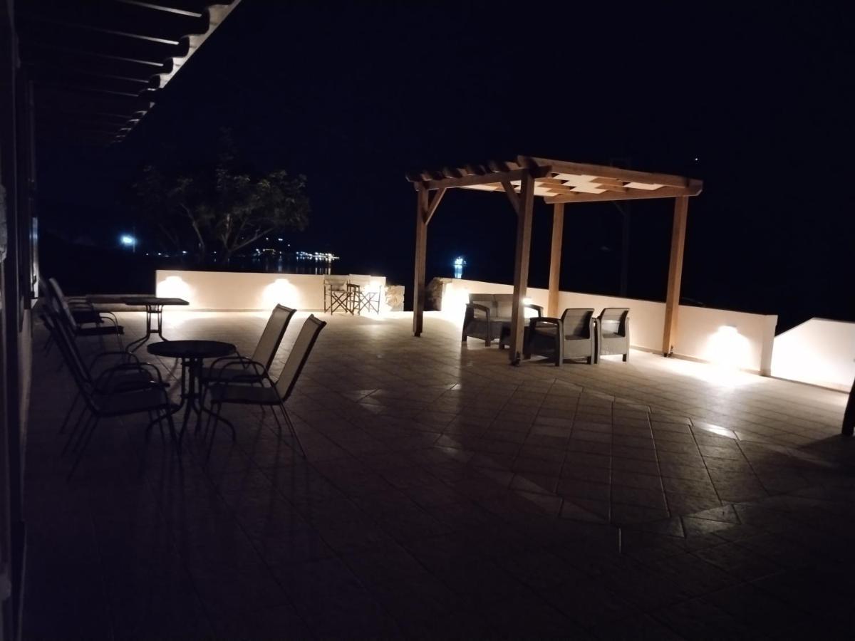 Astradeni Luxury Apartments Kratir Skála Exterior foto